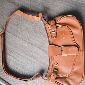 Laura Valle Tan Shoulder Bag – Spain – Vintage Style Leather Western Rodeo